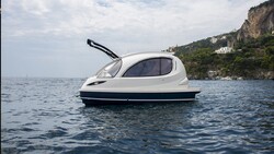 story life jet capsule water taxi