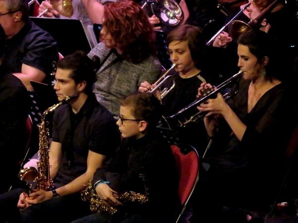 L'Ecole Municipale de Musique (EMM) de Châtillon sur Seine a présenté un concert original et superbe au Théâtre Gaston Bernard 