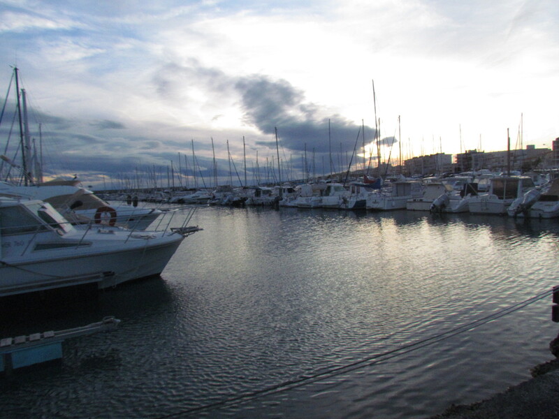 LE PORT DE PALAVAS-LES-FLOTS . 34250 . LANGUEDOC-ROUSSILLON-MIDI-PYRENEES .