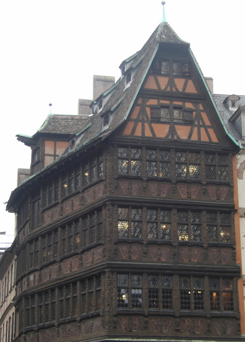Strasbourg ( 1 )