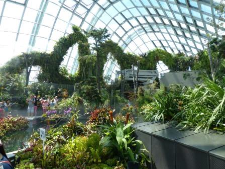 singapour - achitecture moderniste et nature domestiquée