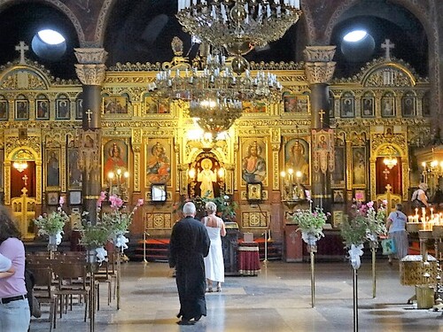 Autour de la cathédrale Sainte-Nedelia à Sofia (Bulgarie)