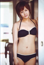 Alo Hello! Niigaki Risa Photobook -MAHALO-