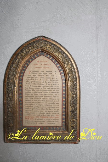 La Madone d'Utelle, le cloître de la chapelle