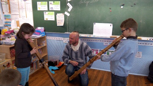 Des didgeridoos dans la classe!