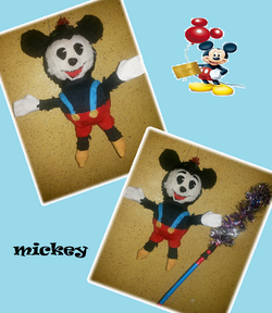 pinata mickey