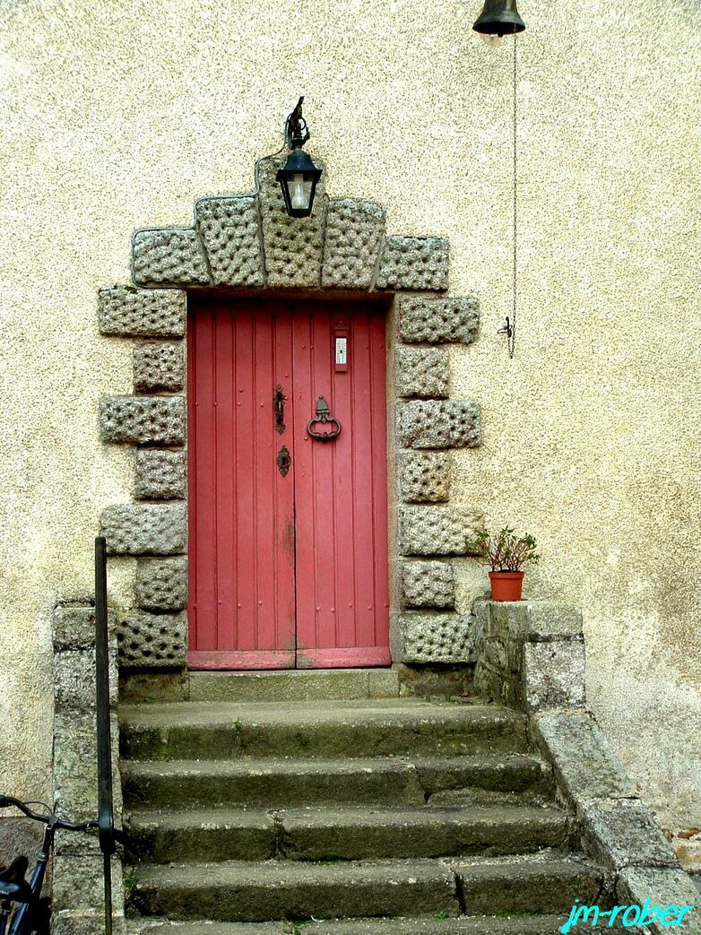 Journée patrimoine en limousin : Nouic, le chateau du Fraisse, il appartient à la même Famille depuis l'an 1220  