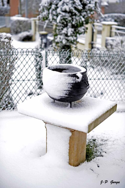 Jean-Pierre Gurga a photographié admirablement Châtillon sous la neige....