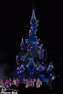 Christmas Atmosphere at Disneyland Paris
