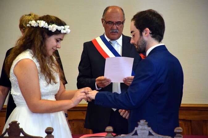 J3 - Chevreuse - Mariage d'Olivier Afflatet avec Clémentine - Echange des anneaux