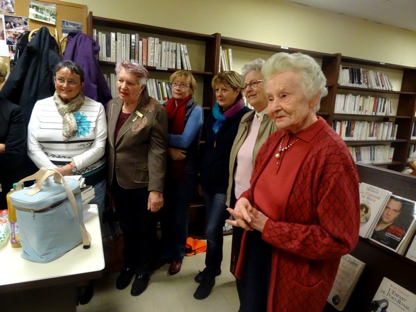 Le Zonta-Club Châtillonnais a offert des livres à la Bibliothèque pour Tous