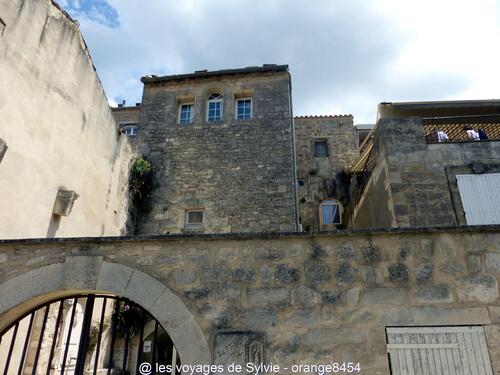 LES BAUX DE PROVENCE - 11