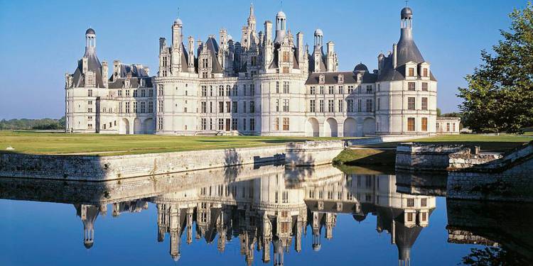 Résultat de recherche d'images pour "chambord"