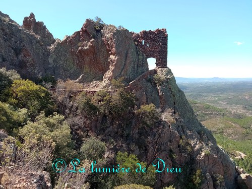 Saint Raphaël, la grotte saint Honorat (Sainte Baume)