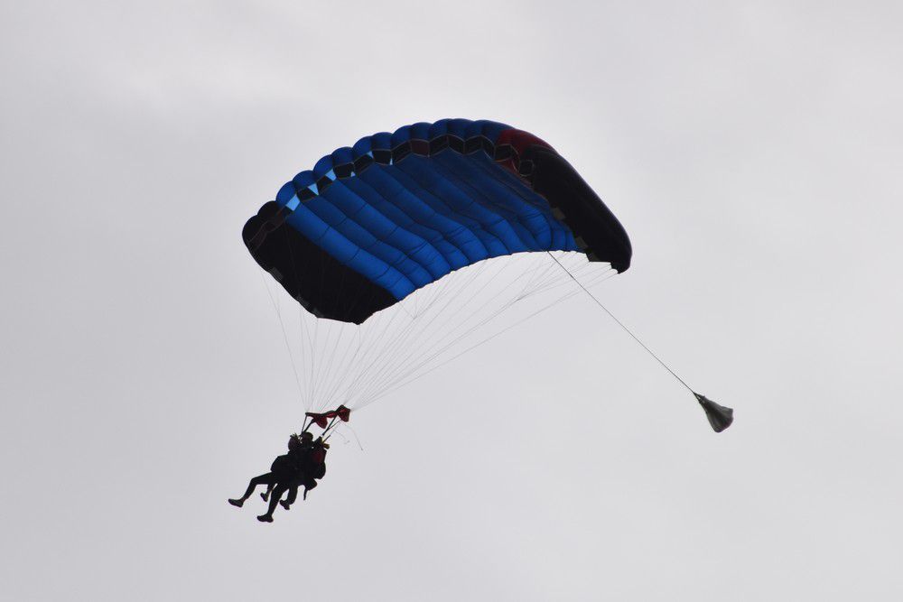 Saut en parachute au bord du Bassin d'Arcachon...