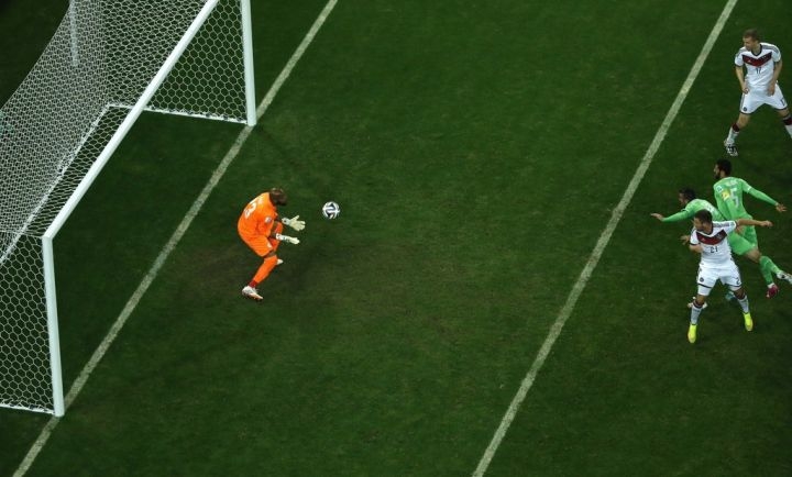 Lundi 30.6.2014 à Porto Alegre Allemagne-EN 2-1 après prolongations