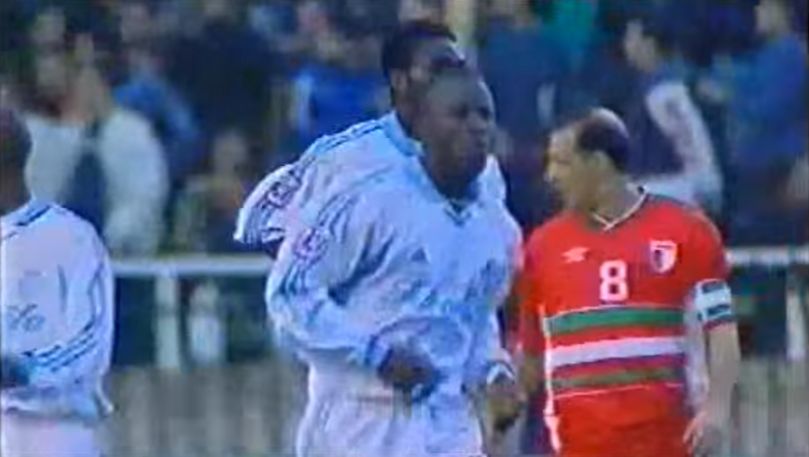 Jeudi 28.2.2002  Algérie-Olympique de Marseille 2-3