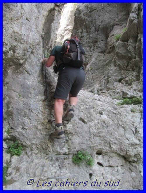 La combe de Badarel et les rochers de Baude