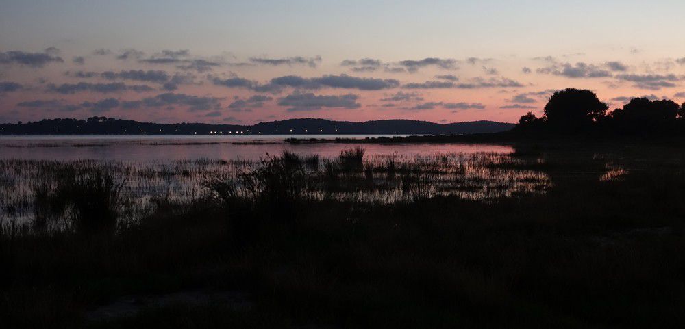 Lumières rouges, un soir d'été...