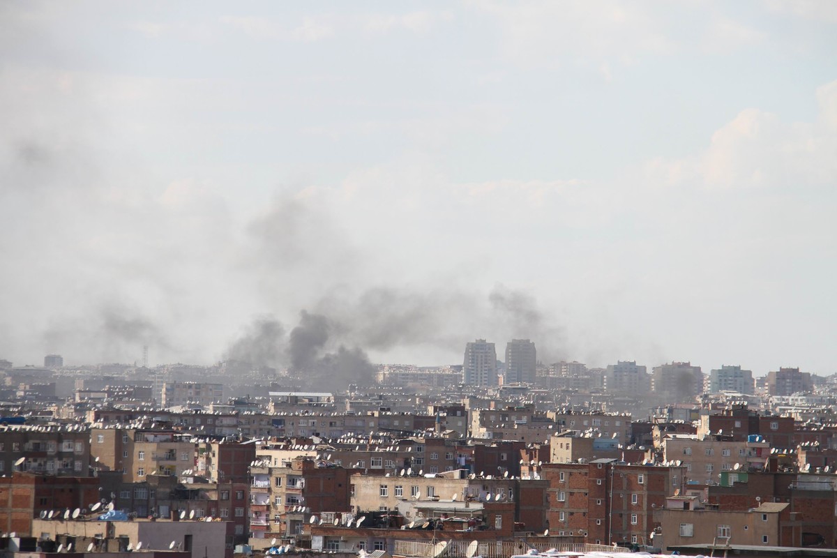 Le peuple kurde se révolte: Erdogan paie sa complicité avec Daesh (Mise a niveau le 11 octobre 2014) dans - INTERNATIONAL yGSZpzskCmcfQBn-G2vCWLdlEKQ
