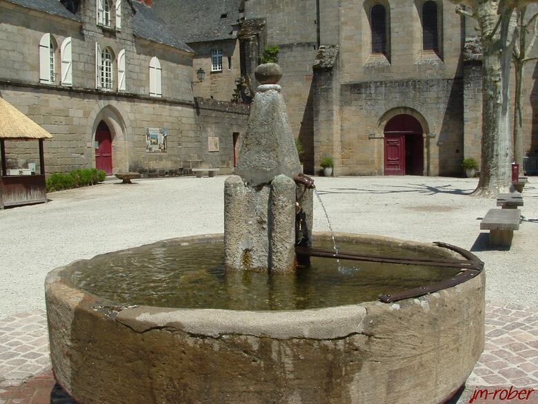 Limousin : Aubazines, une balade corézienne dans une ville chargée d'histoire (1)