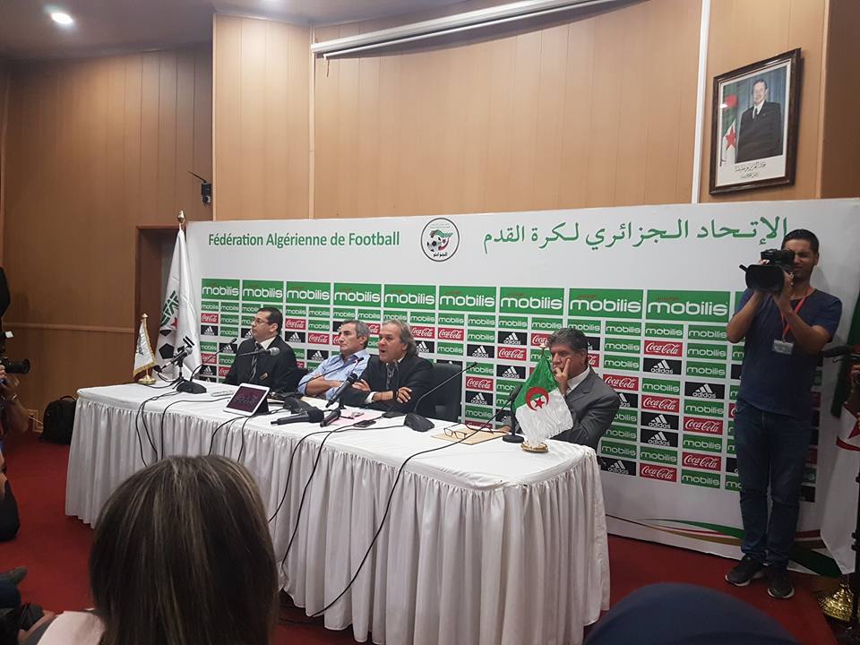 Jeudi 19.10.2017conférence de presse du Nouveau Staff  Madjer Menad Ighil