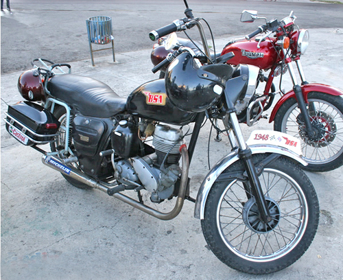 Les motos du "Jurassic" à Cuba (2)