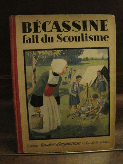 Becassine fait du scoutisme.: 