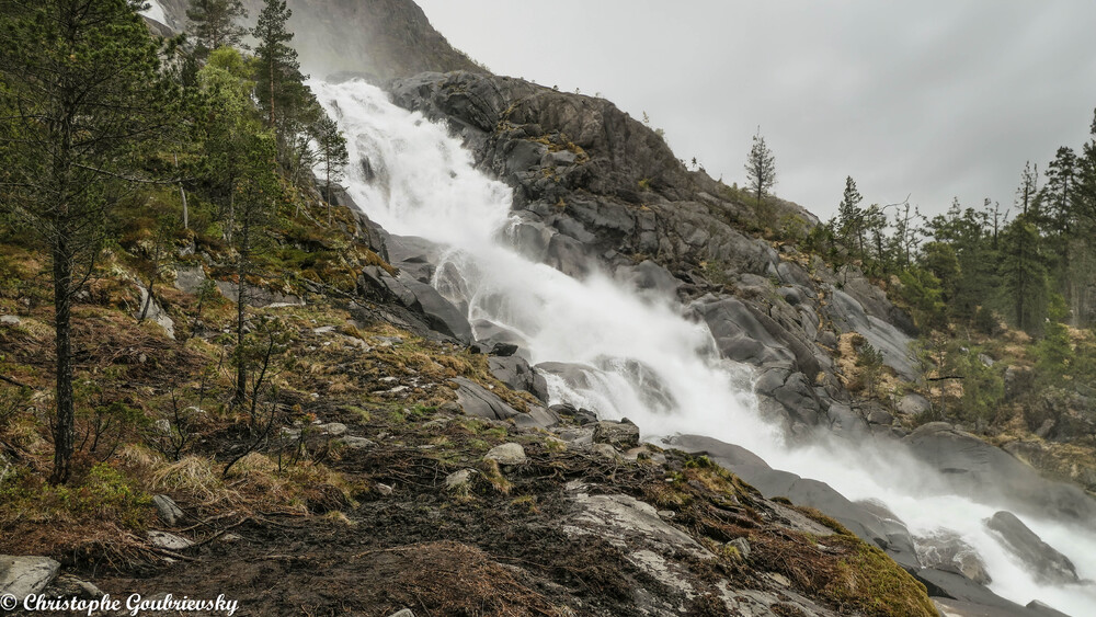 Cascade de Langfossen