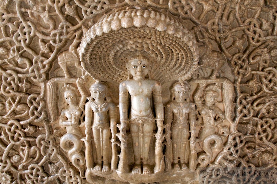 Résultat de recherche d'images pour "Veda Yaksha de Gomukha"