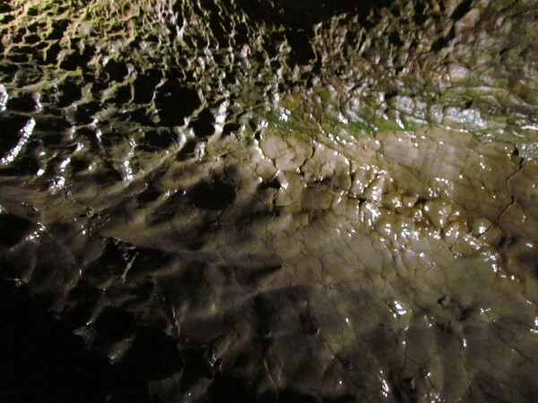 Grotte et cascade de Seythenex (fin).