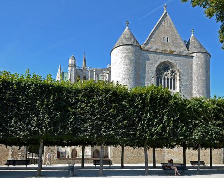 Chartres - Chapelle St Piat.jpg