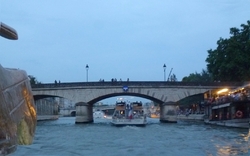 CROISIÈRE SUR LA SEINE