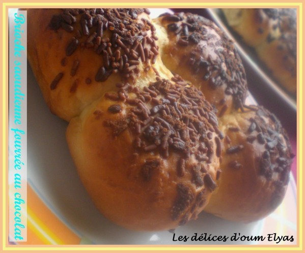 Brioche saoudienne fourrée au chocolat et vermicelles de c