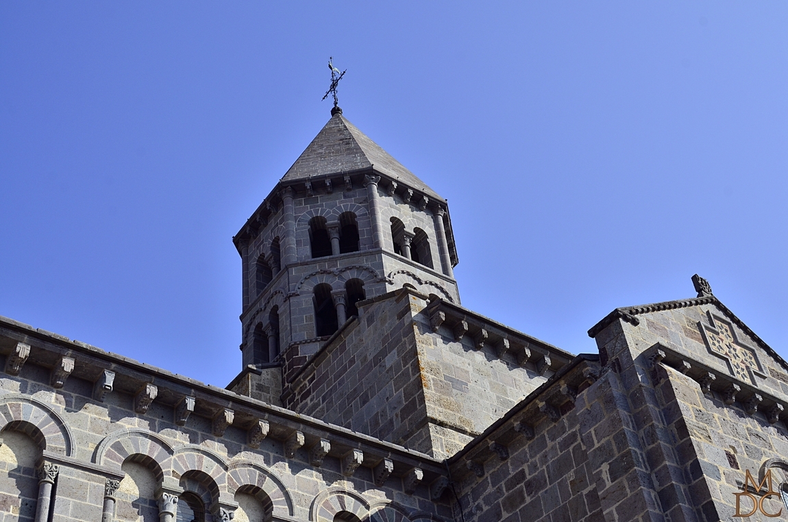 Église romane de Saint-Nectaire (63) Puy de Dôme