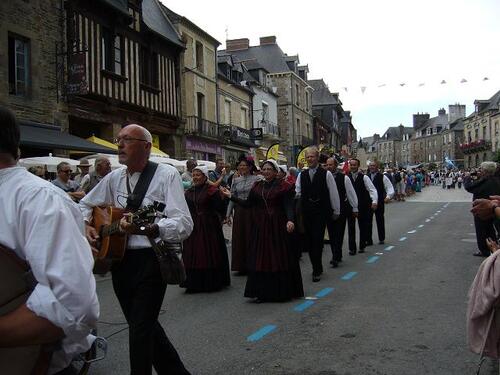 Le folklore à Dol de Bretagne