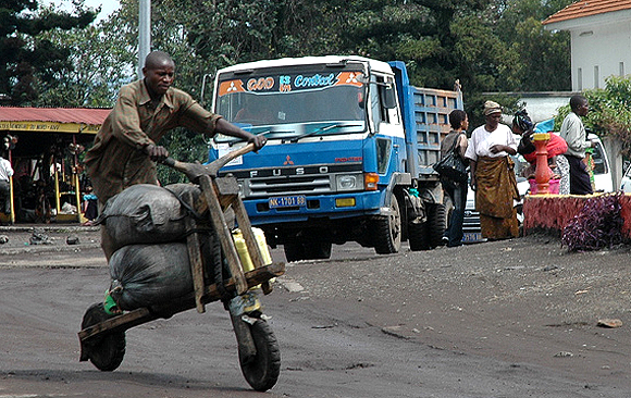 tshikudu(trottinette) à goma