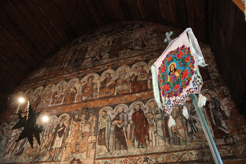 L'église en bois de Budesti, dans le Maramures (Roumanie)