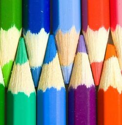 Des couleurs et des crayons