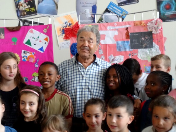 Pierre Perret a rencontré les enfants de la MJC Lucie Aubrac...