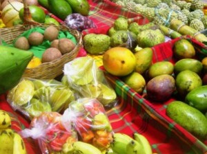 4 024 MARTINIQUE Au Marché de Fort de France