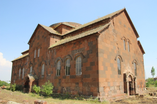 La cathédrale d'Aroutj