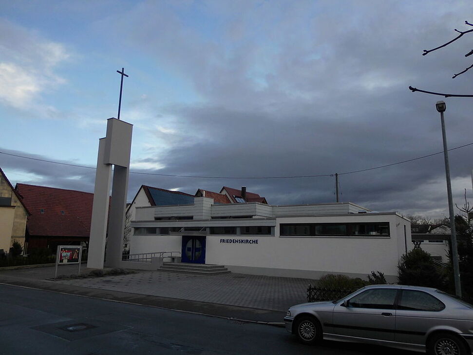 Friedenskirche Betzingen.JPG