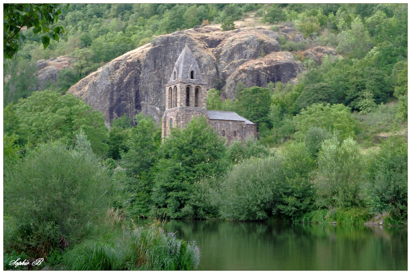 Une chapelle en Haute L .oire