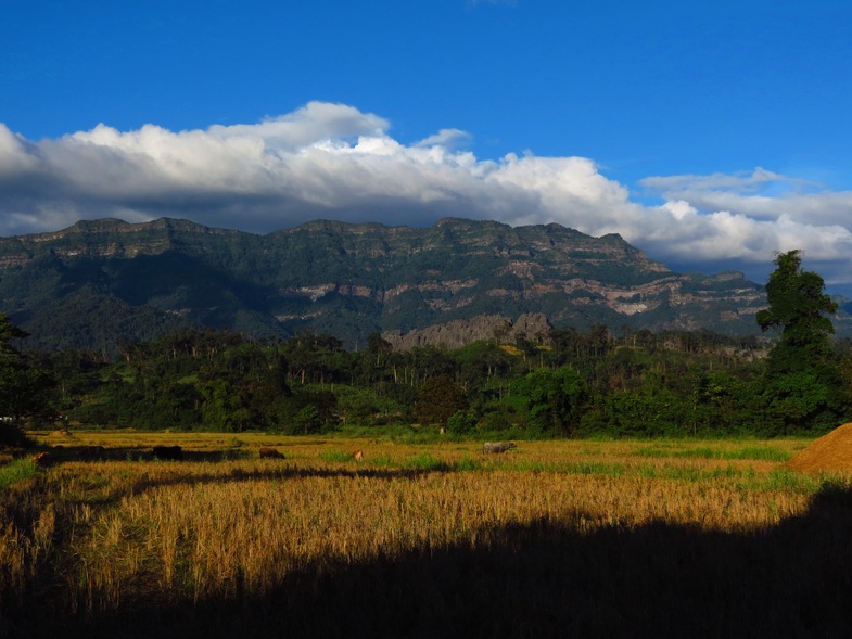 Laos: Vallee de Konglor