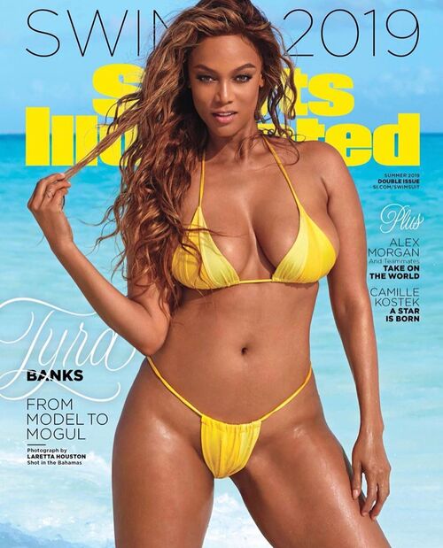 Tyra Banks : 23 ans après, elle ressort son bikini le plus sexy pour Sports Illustrated