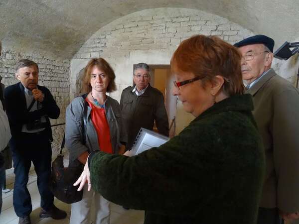 Visite du château de Maulnes, avec la Société Archéologique et Historique du Châtillonnais...
