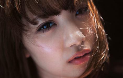 Photobooks : ( Rara Anzai : Nude Photobook 「Hello,Goodbye」 )