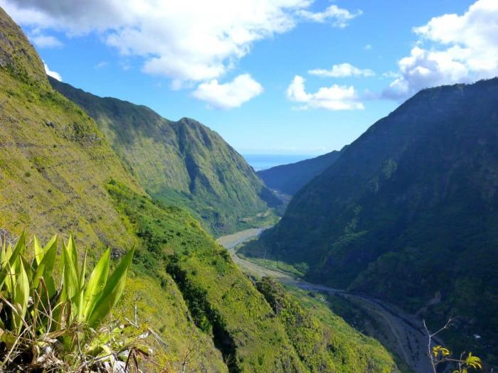 Balade Dans L'Île De La Reunion Voie Lactée Au-Dessus De L’Ile De La Réunion..