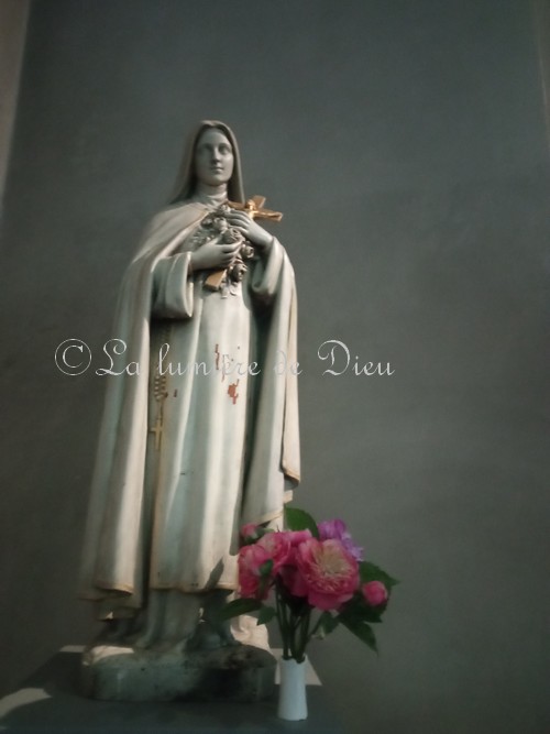 Menin (Belgique), l'église Saint Vaast